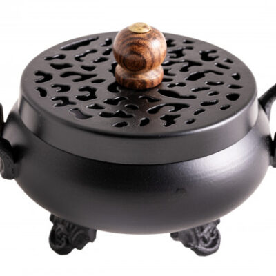 Železná kadidelnice s víčkem