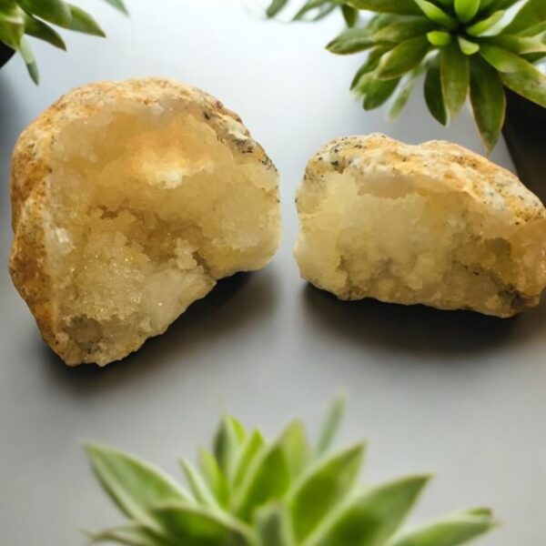 Kalcitová geoda - bílá