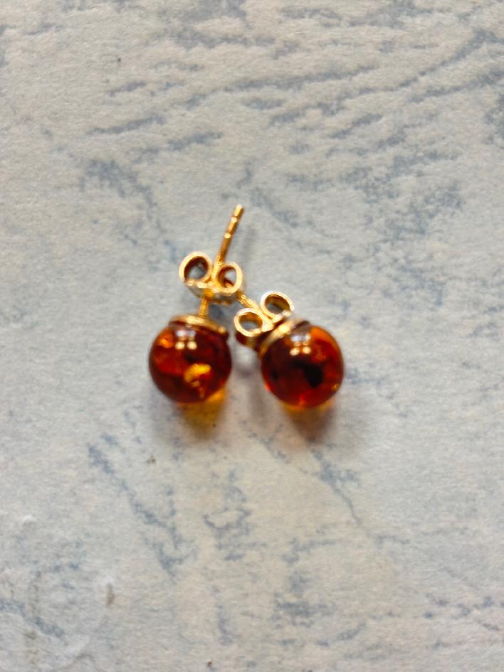 Náušnice Jantar kuličky 6 mm