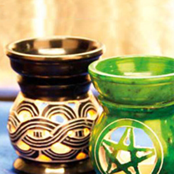 AROMALAMPY A SVÍCNY