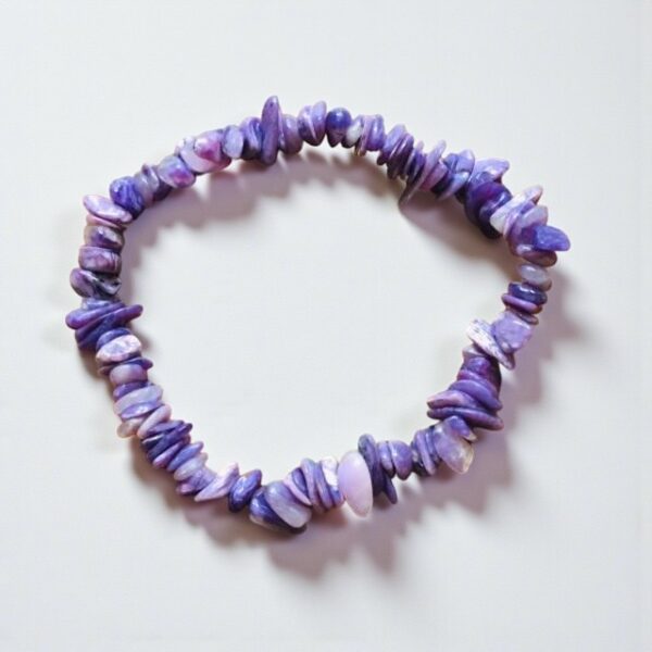 Náramek Čaroit, sekaný